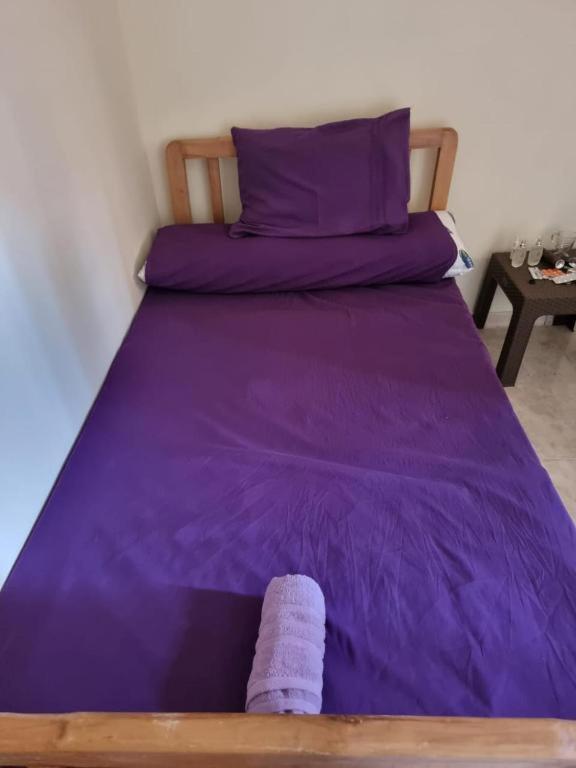 Bed In Raheem Than Hostel *